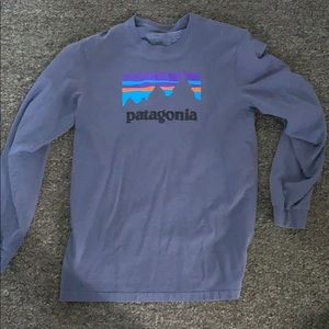 Men’s Patagonia long sleeve shirt